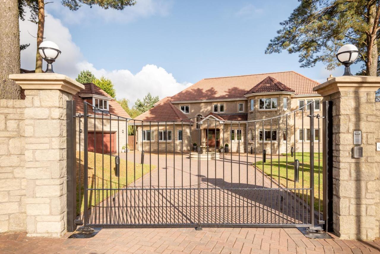 Luxury 6-Bed House With Pool Villa Glenrothes Exterior photo