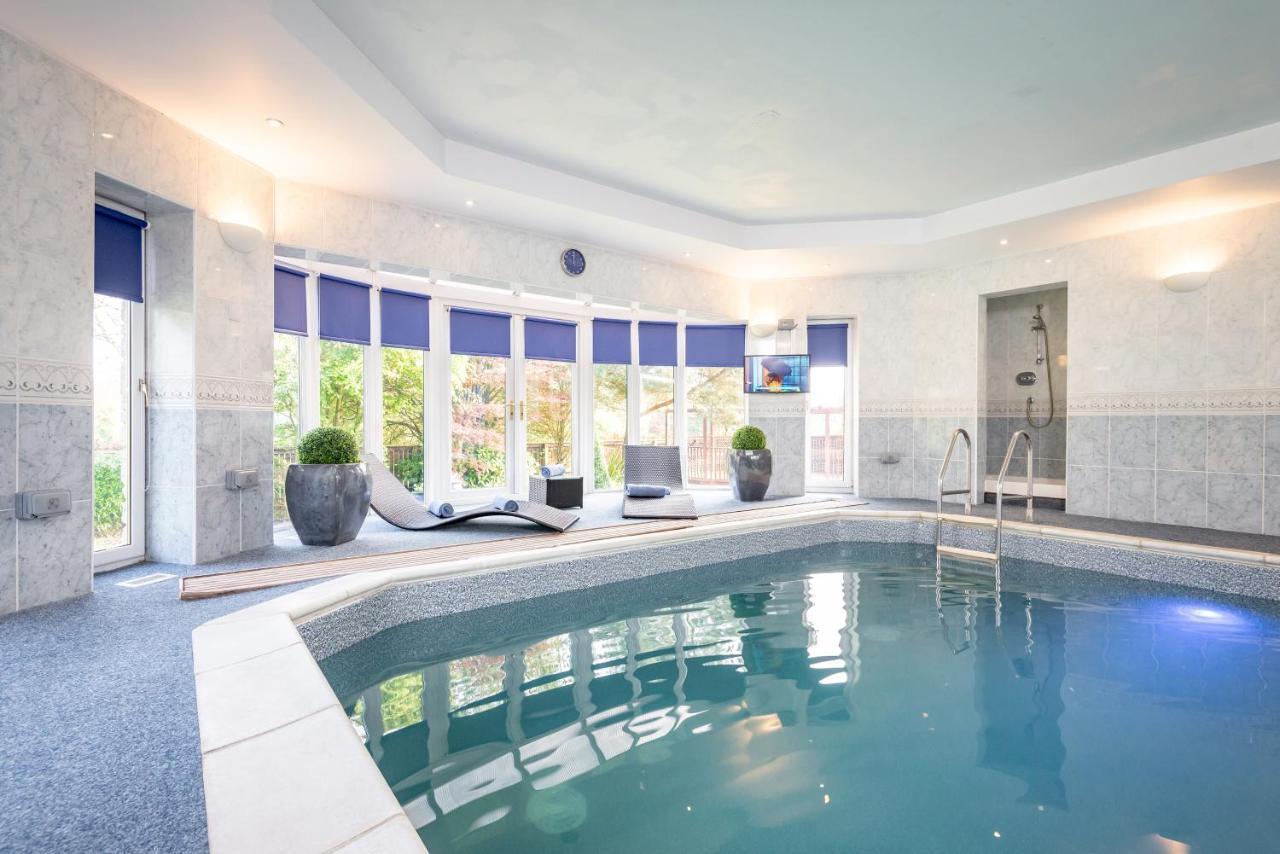 Luxury 6-Bed House With Pool Villa Glenrothes Exterior photo