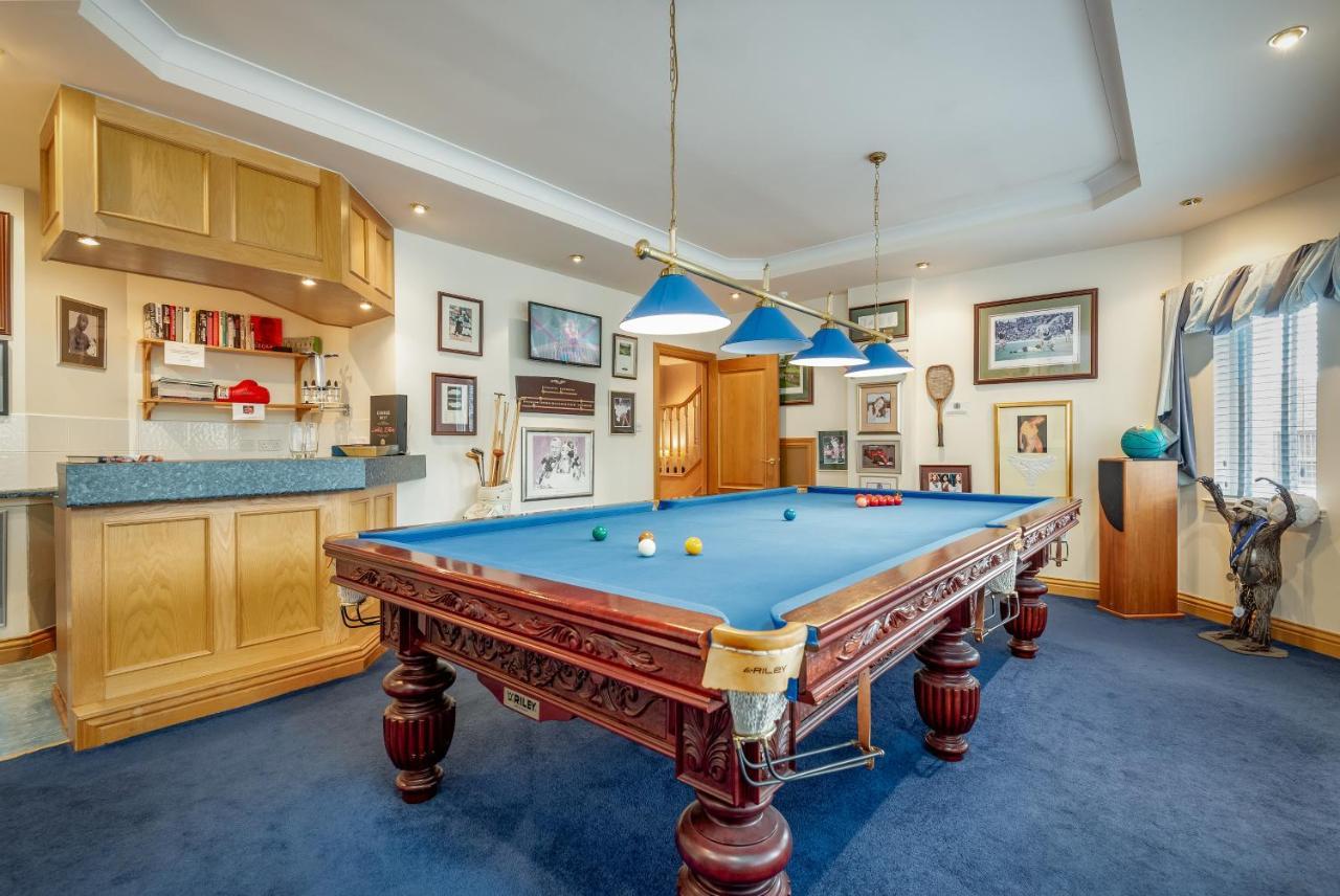 Luxury 6-Bed House With Pool Villa Glenrothes Exterior photo